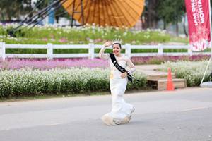 BIB: 
                            <button type="button" onclick="openModal(27855299)" class="btn btn-primary btn-sm float-right btn-popup" data-toggle="modal" data-target=".modal-high-quality">
                        <i class="fas fa-shopping-cart"></i> Add to Cart
                    </button>
                                            <button type="button" onclick="isThisMe(27855299, true)" class="btn btn-success btn-sm float-right btn-popup btn-isme hidden" data-toggle="tooltip" data-placement="bottom" title="นี่คือรูปของคุณใช่ไหม คลิกที่นี่เพื่อเอาเข้าอัลบั้ม">
                        <i class="fas fa-plus"></i> Add to album
                    </button>
                    <button type="button" onclick="isThisMe(27855299, false)" class="btn btn-warning btn-sm float-right btn-popup btn-isnotme hidden">
                        <i class="fas fa-ban"></i> Remove from album
                    </button>